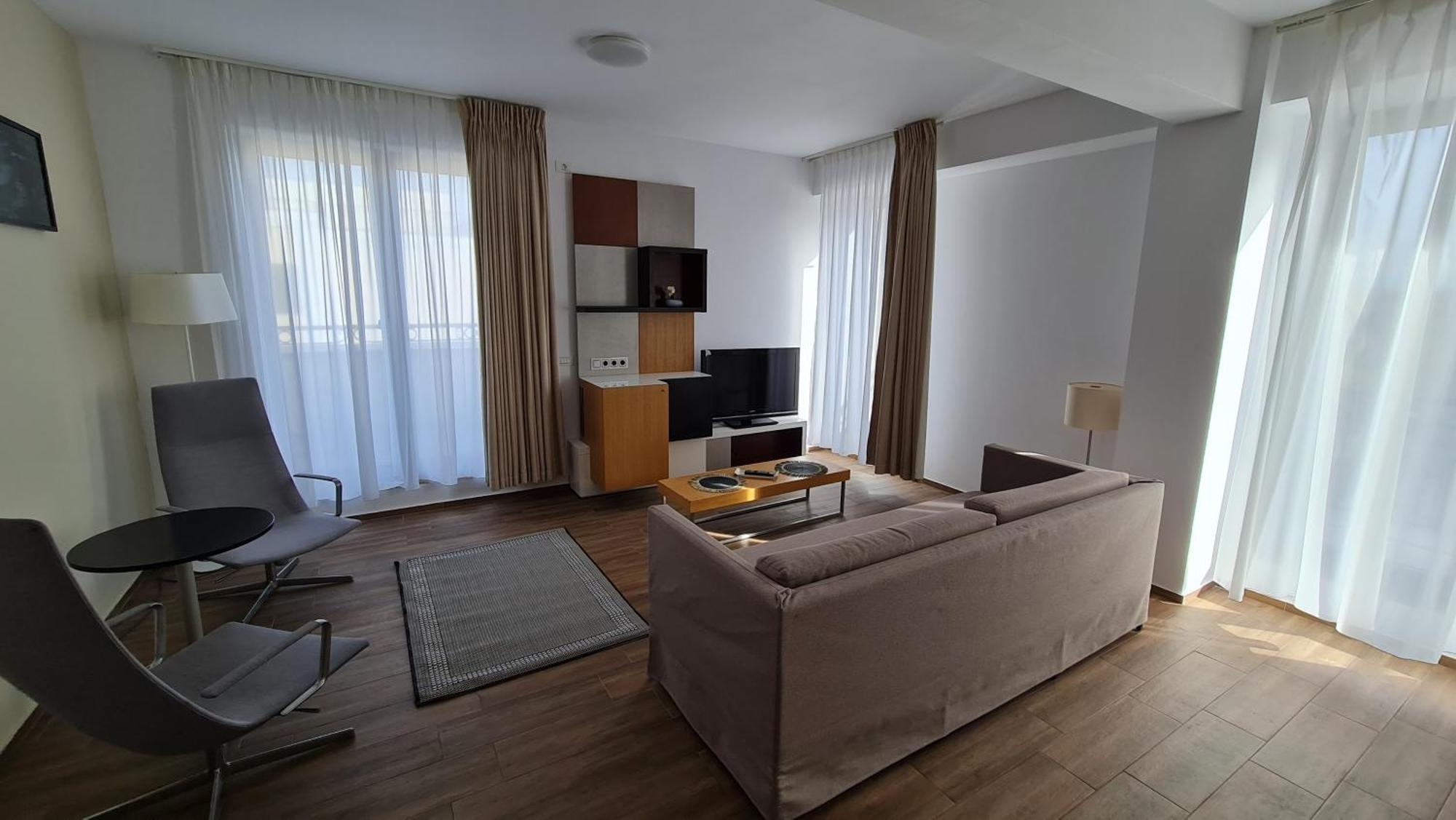 Jafar Resort 11 Penthouse Timişoara Buitenkant foto